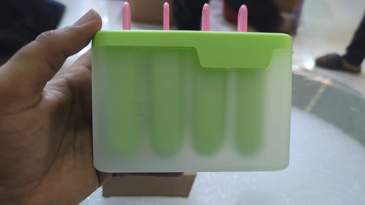 Mini Desktop Quick Freezing Ice Cream Maker Tray – DIY Rolled Ice Cream & Sorbet Maker Plate