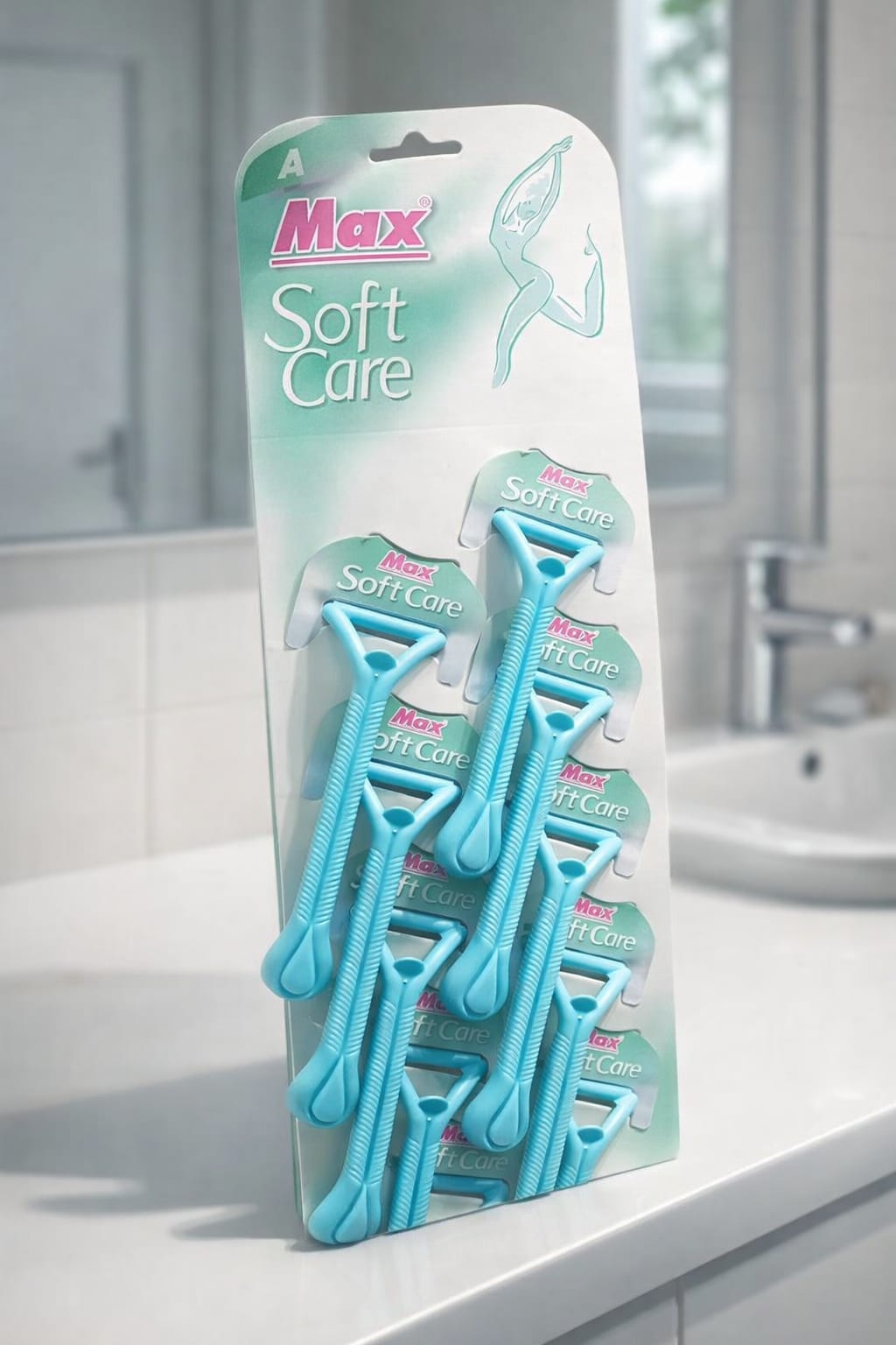 Max Soft Care Disposable Razors for Women – Smooth & Comfortable Shaving Razors, 12 Pack